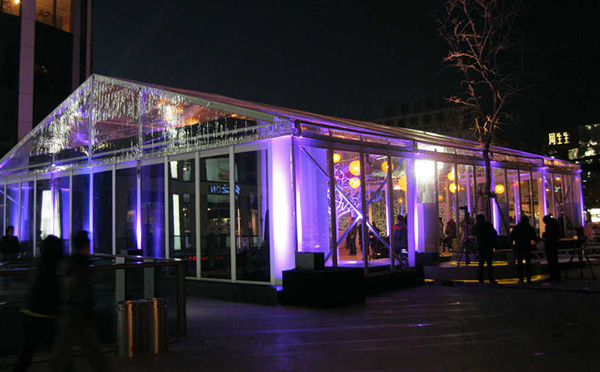 夏夜餐廳加持變透明玻璃篷房顯得更高大上 夏夜餐廳加持變透明玻璃篷房顯得更高大上